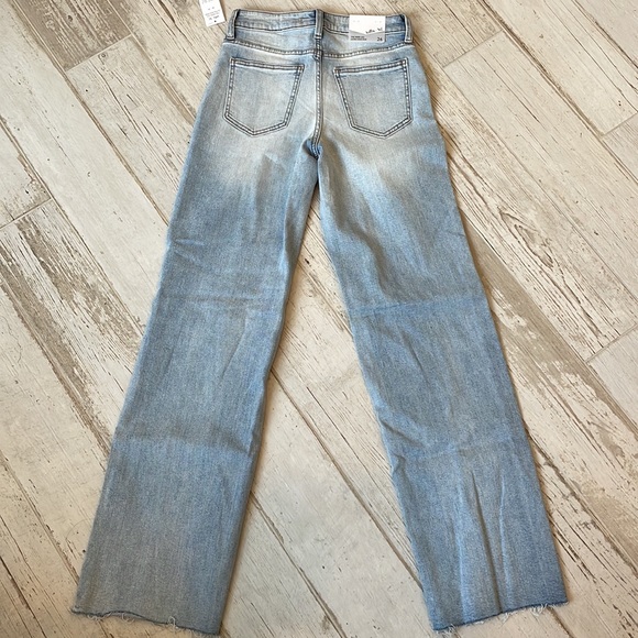 NWT Willow & Root The wide leg ultra high rise jeans - Picture 9 of 10